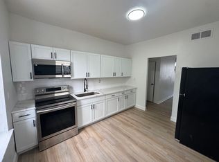 2105 N Pine St, Wilmington, DE 19802