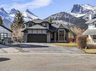 260 N Grizzly Cres, Canmore, AB T1W 1B5