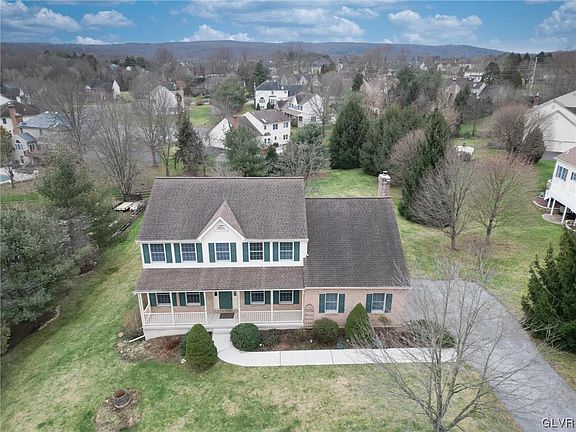 4th image of 1864 Amelia Ct