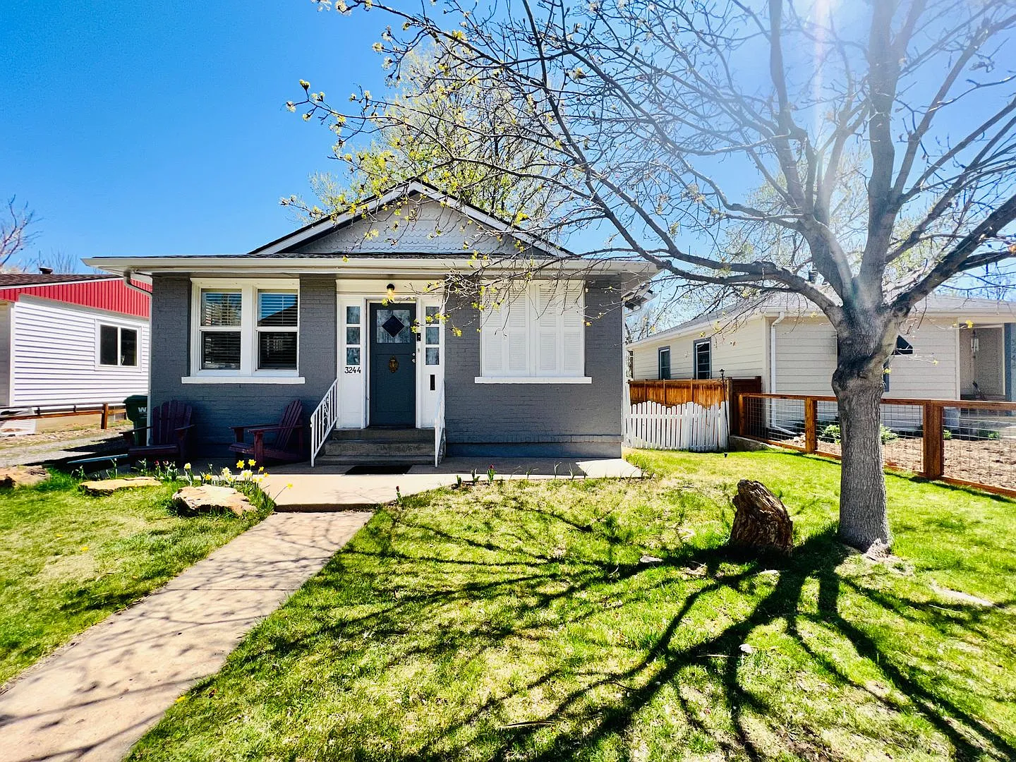 $0 Deposit Option, Charming 3 Bed 2 Bath Traditional Brick Home!! Huge Yard, Detached Garage, Com... — Photo 1
