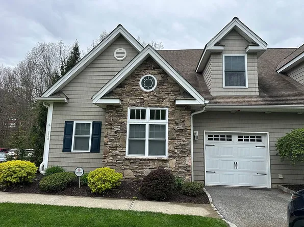 1100 Macintosh Way, Matamoras, PA 18336