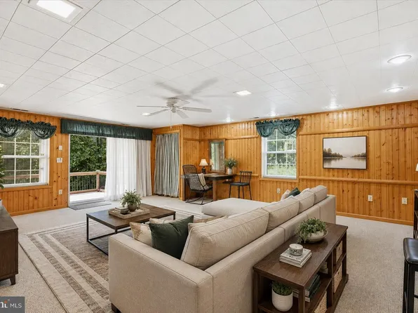 9810 Golden Russet Dr, Dunkirk, MD 20754
