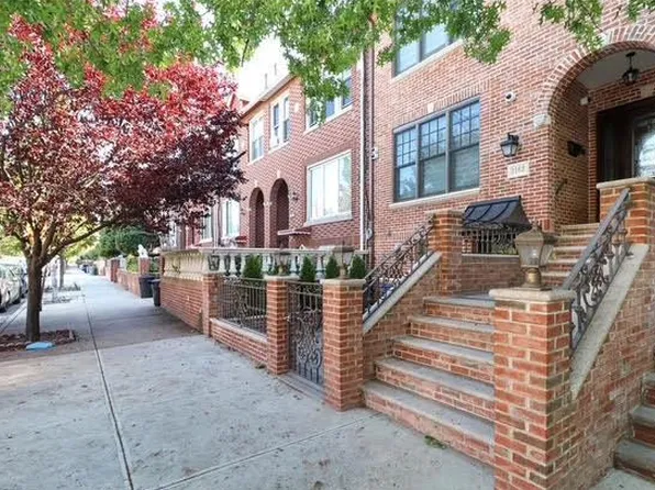 21-63 45th Street image 1 of 34