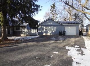 3610 Lawson Rd, Glenview, IL 60026