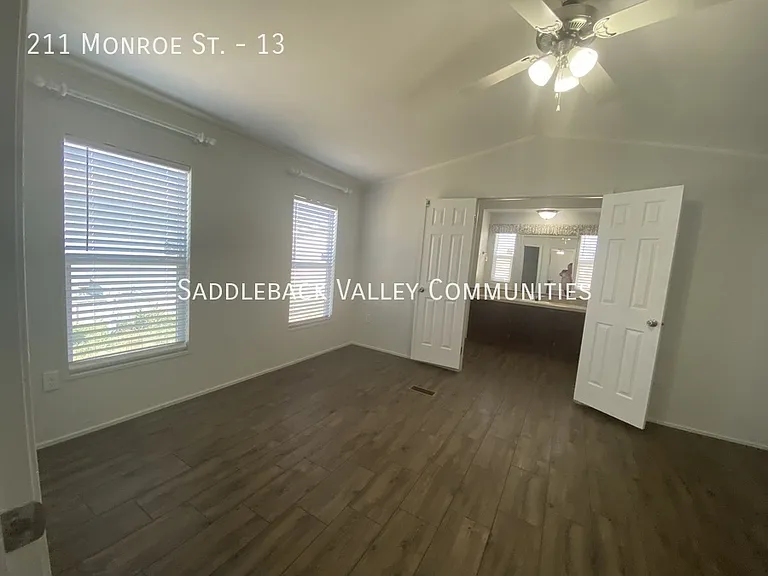211 Monroe St #13 — Photo 5