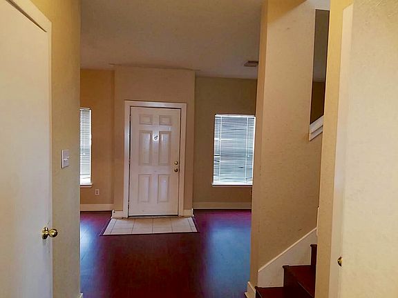 4th image of 19623 Green Chase Ln