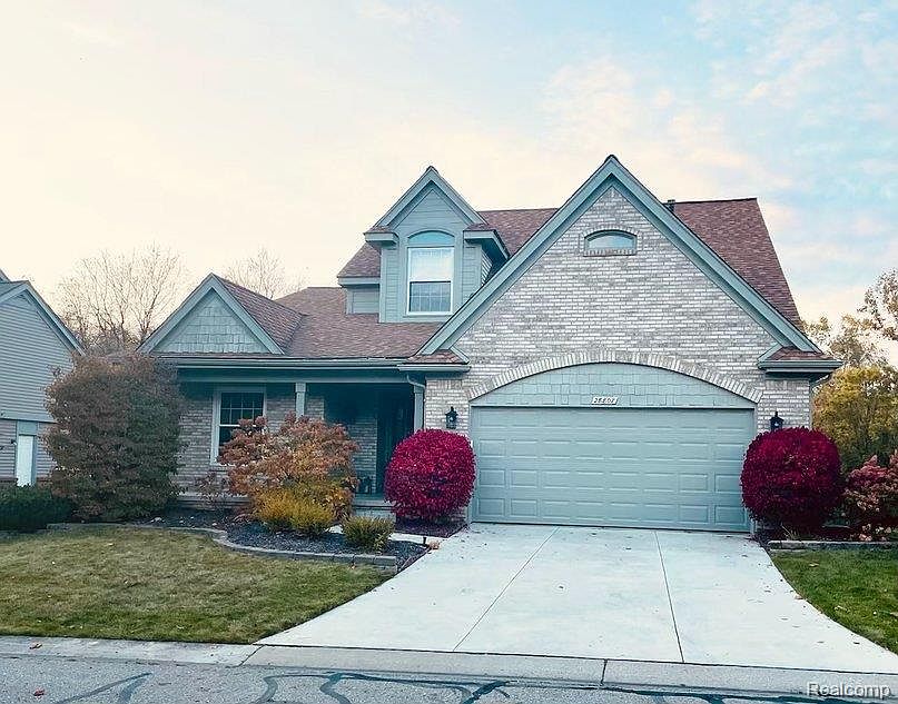 1st image of 28807 Hearthstone Dr