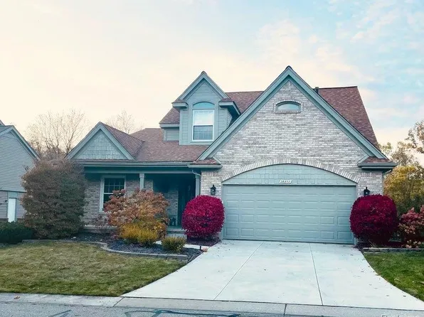 28807 Hearthstone Dr, Novi, MI 48377