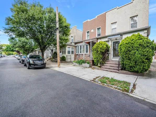 70-27 69th Street image 4 of 31