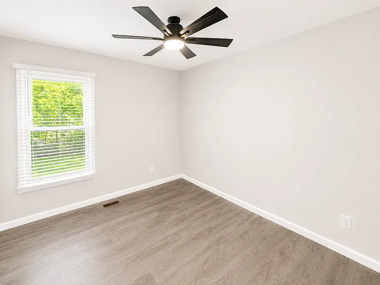 270 Youngs Cove Rd — Photo 13