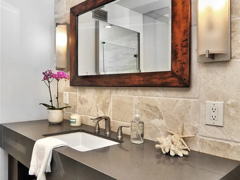 33152 Christina Dr — Photo 11