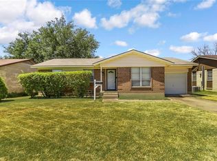 2317 Seabreeze Dr, Mesquite, TX 75150