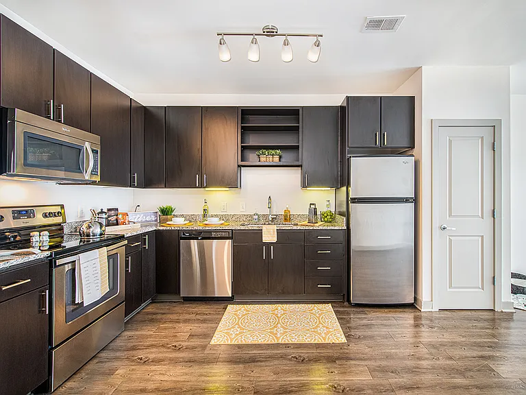 MAA 220 Riverside — Photo 11