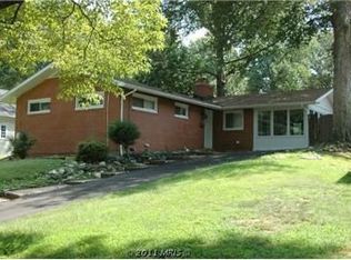 10103 Spring Lake Ter, Fairfax, VA 22030