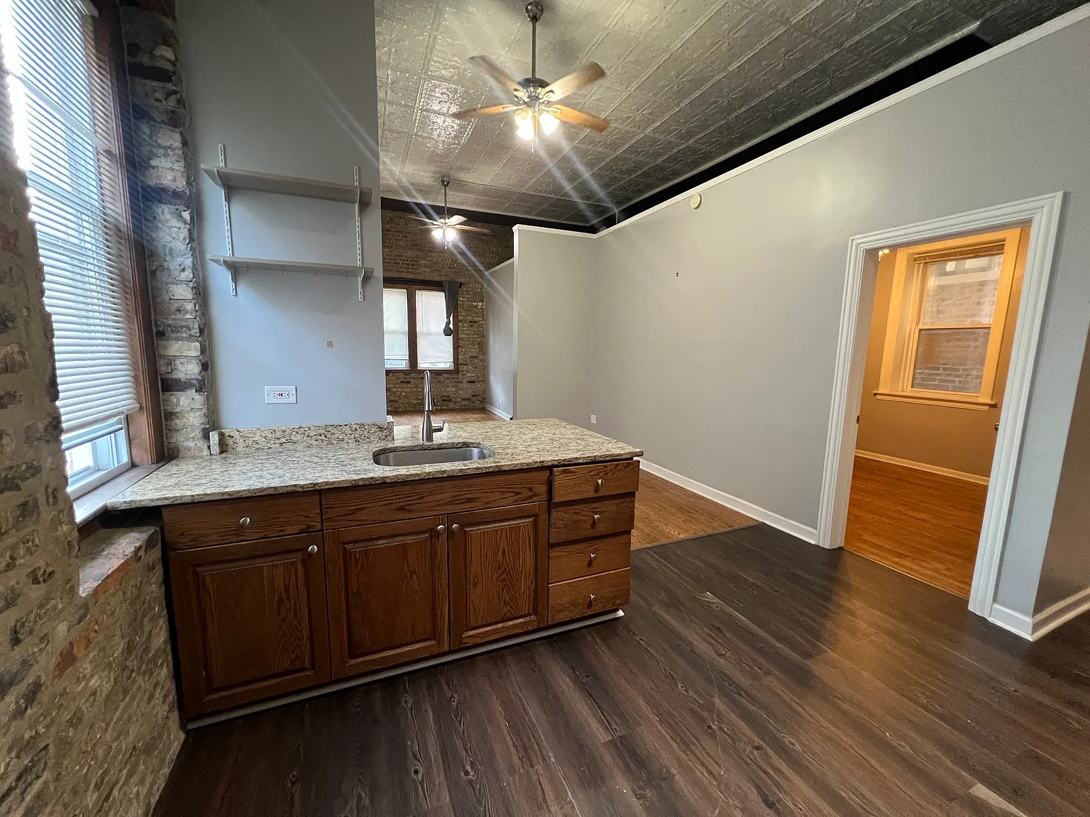 2 bed, 800 sqft, $1,795 — Photo 4