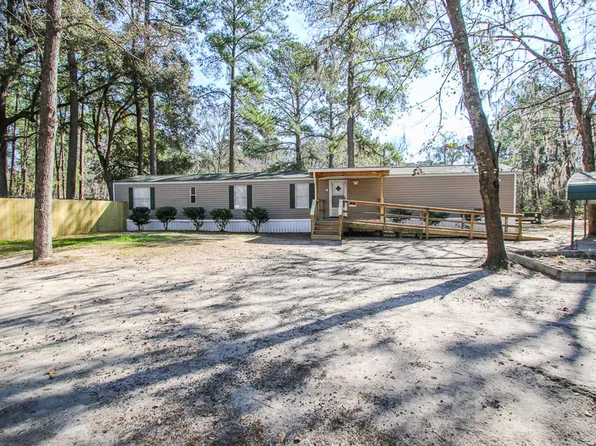 351 Oak Dr, Midway, GA 31320