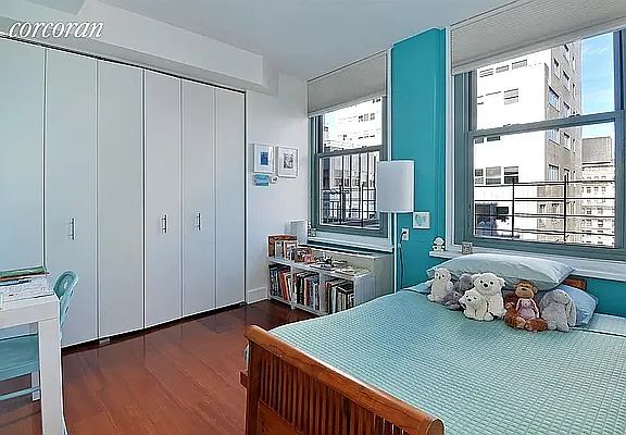 4th image of 80 John St APT 21B