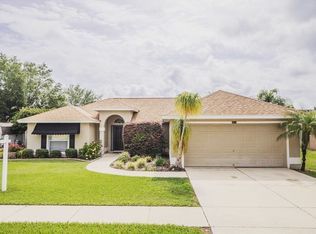 3611 Windy Meadow Dr, Tavares, FL 32778