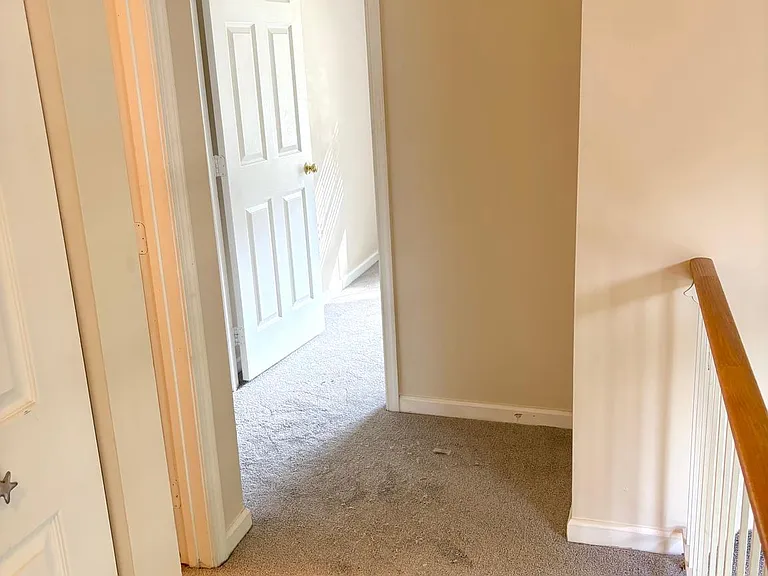 1003 Simsbury Ct — Photo 17