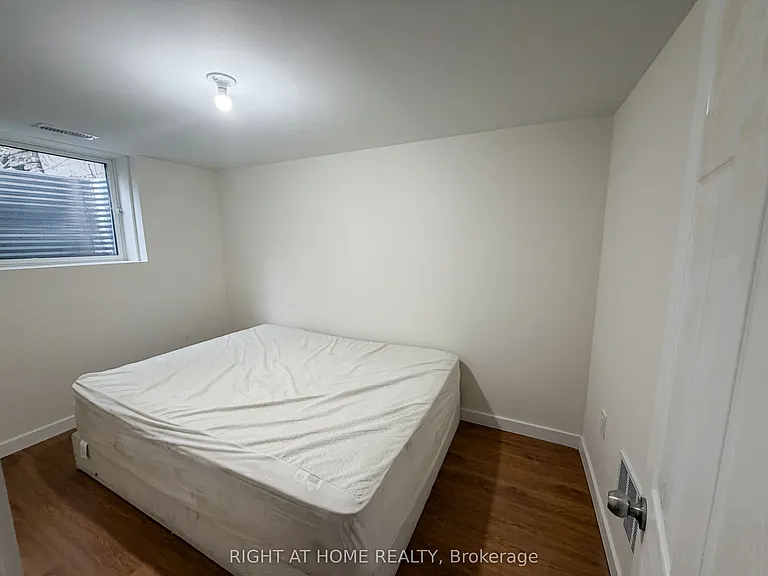 300 South Kingsway #BASEMENT — Photo 6