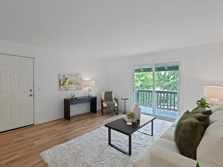 1733 Gascony Parc Dr #1733 — Photo 9