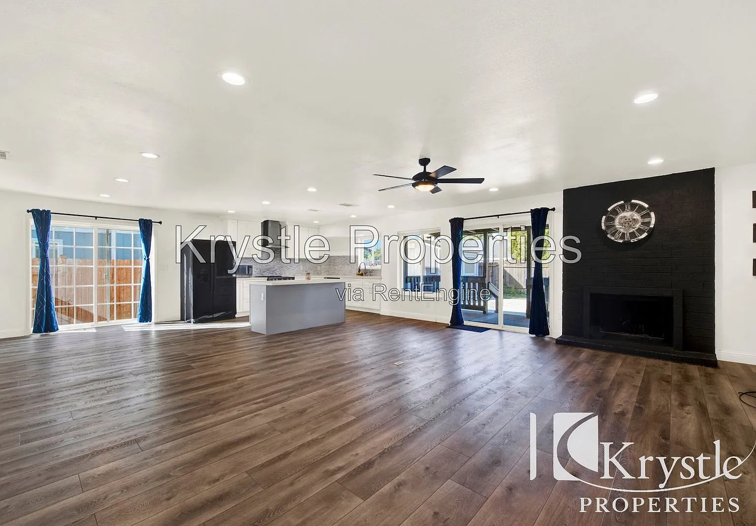 3 bed, 2.0 bath, 1488 sqft, $3,400 — Photo 4