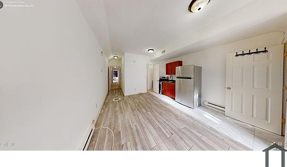 4th image of 283 Nicholas Ave #1