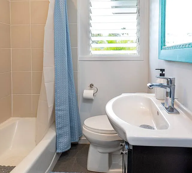41-020 Ehukai St — Photo 23