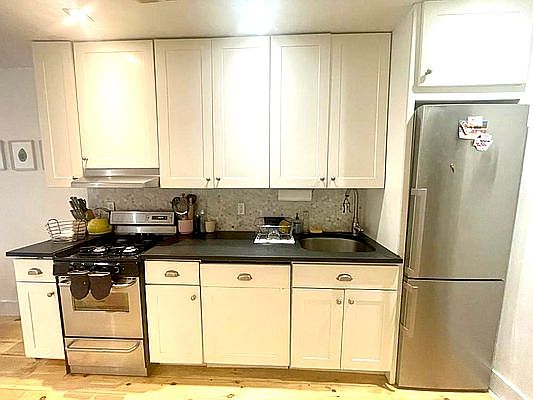 2nd image of 167 N 6th St #1BB