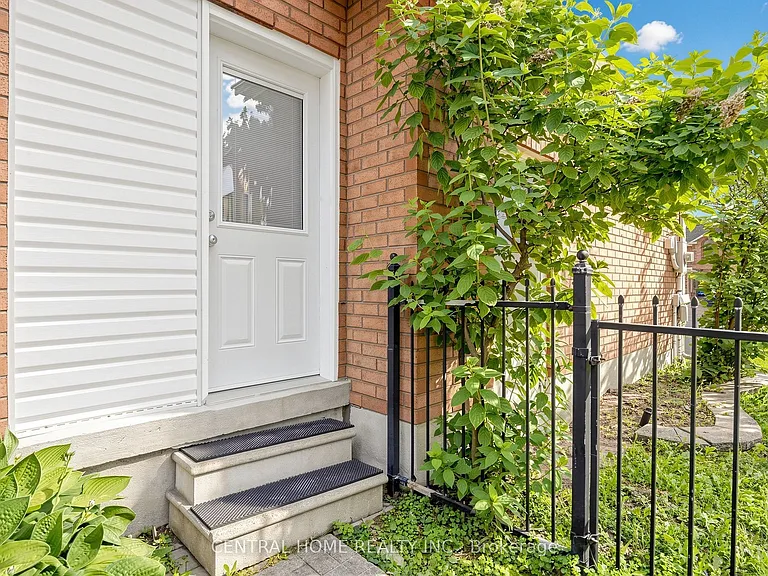 307 Alex Doner Dr N #1 — Photo 6