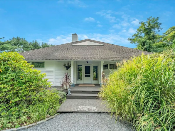 19 Laila Lane, Remsenburg, NY 11960