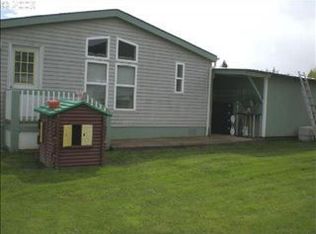 567 Locust St, Yoncalla, OR 97499