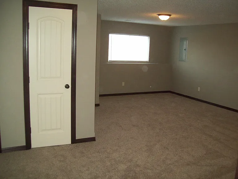 5346 N Cypress St — Photo 10
