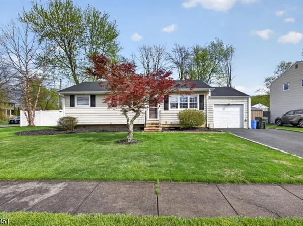 16 Devonshire Ter, Mount Olive Twp., NJ 07836