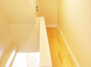 8 Chase St, Burlington, VT 05401