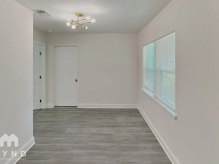 306 Park Blvd — Photo 9