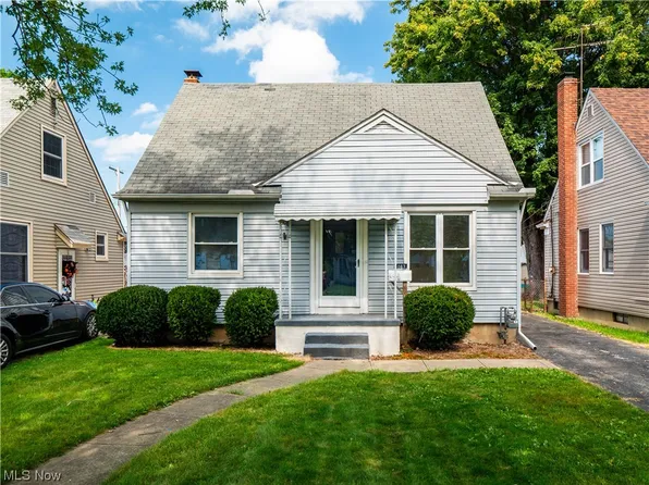 3067 McKinley St, Lorain, OH 44052