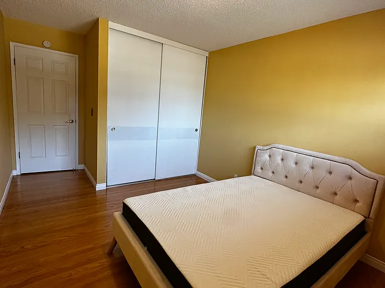 735 Durshire Way — Photo 5