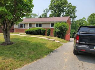 115 Carousel Dr, Delmont, PA