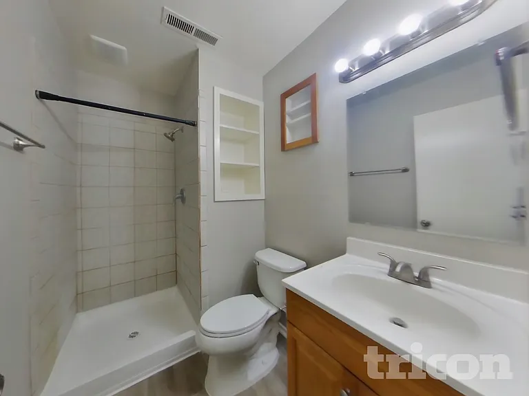 1725 Hiawatha Dr NE — Photo 12