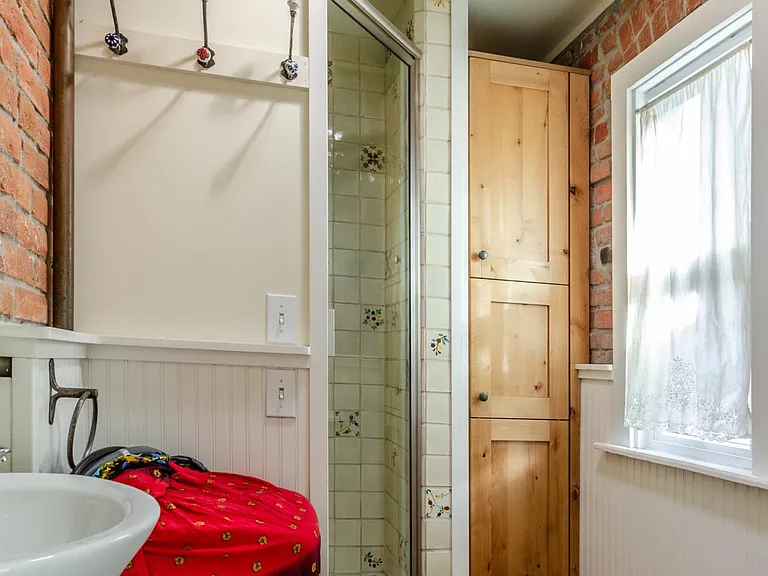 1802 Grove St #1 — Photo 14