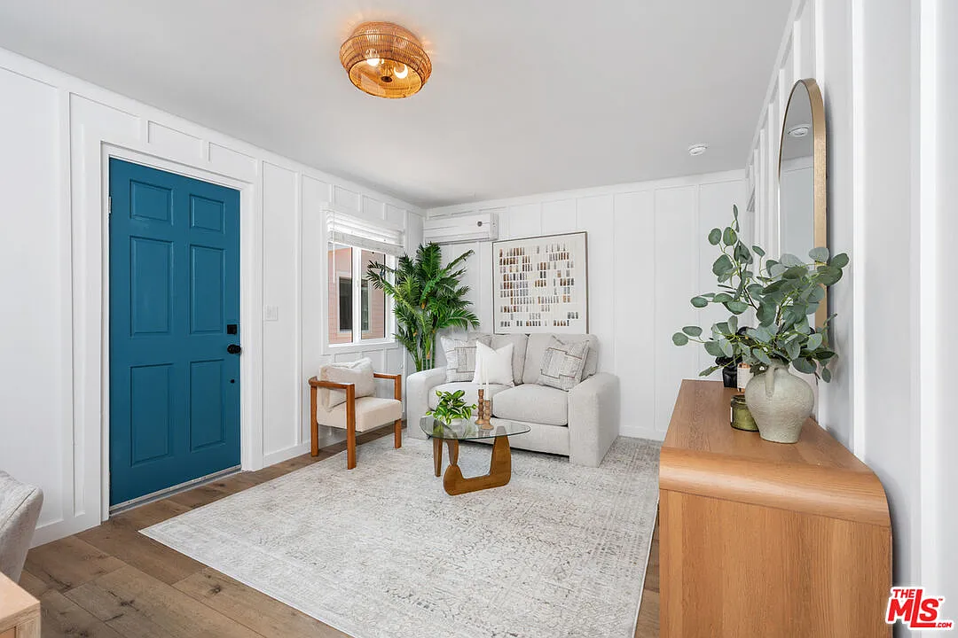 1 bed, 1.0 bath, 500 sqft, $3,600 — Photo 2