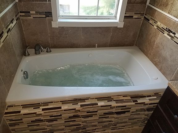Master bath 