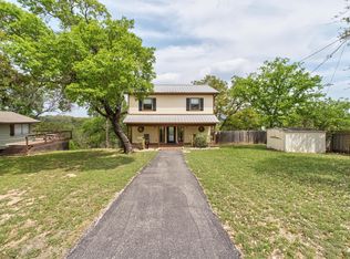 25420 Cove Dr, Spicewood, TX 78669