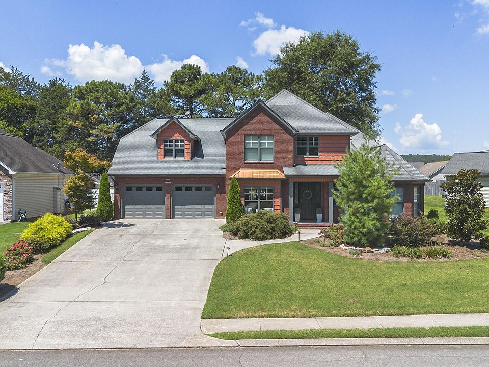 1st image of 509 Thoroughbred Dr NW
