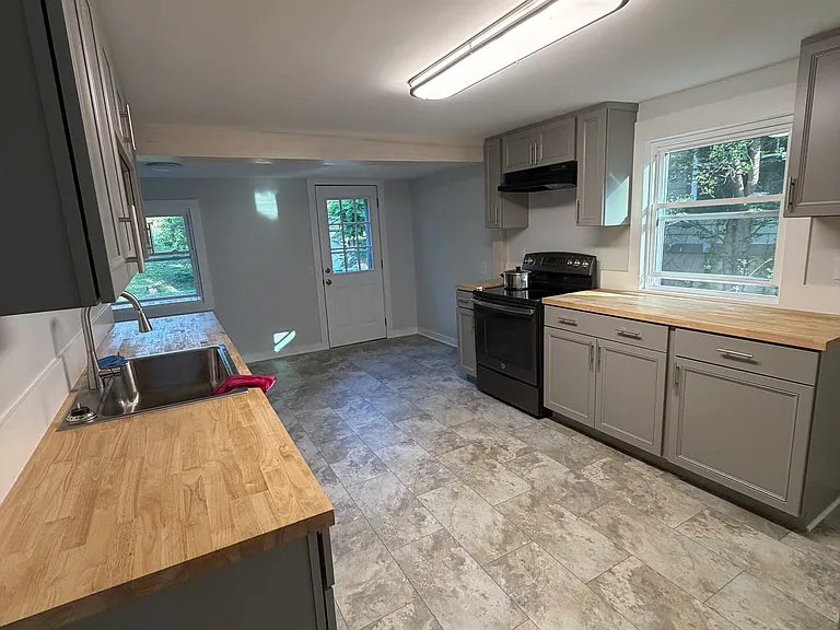 25 Ridge Ave — Photo 6