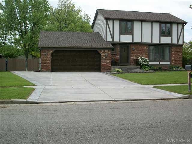 1st image of 9 Vermont Pl