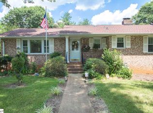 11 Kendal Green Dr, Greenville, SC 29607