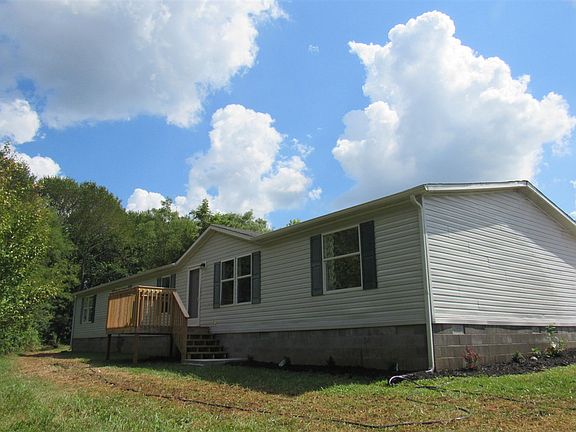 2nd image of 615 Bush Ln
