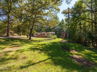 490 Deanburg Rd, Henderson, TN 38340